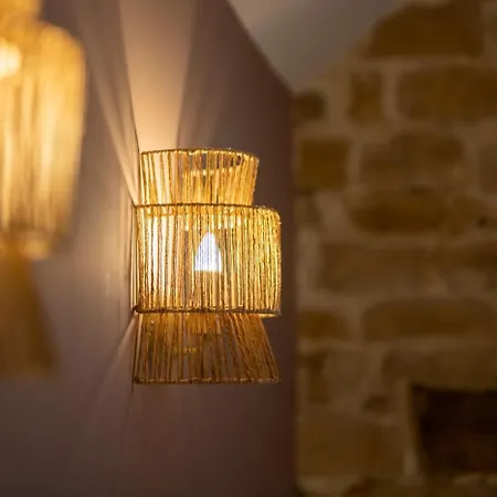 Hog Barn At Howe End Каслтон