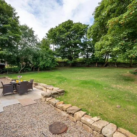 Hog Barn At Howe End 펜션 *