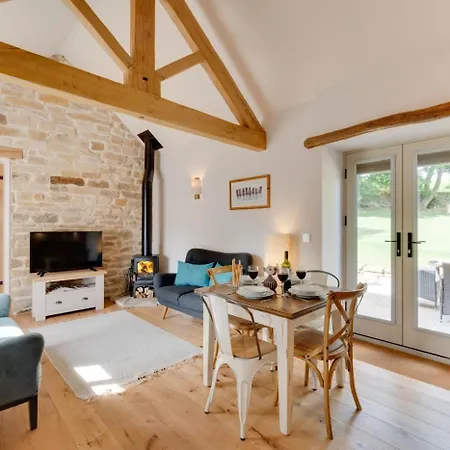 2 Bed In Danby Oc-wa315